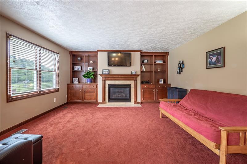 1325 Noblestown Road Oakdale, PA 15071 - Photo 8 of 24 Family Room 1325 Noblestown Road