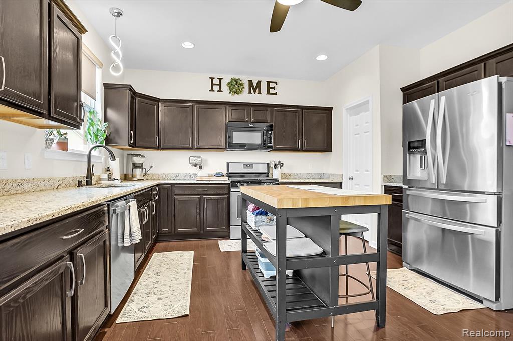 48115 Stapleton Avenue Macomb, MI 48042 - Photo 13 of 42 Gallery Image 13