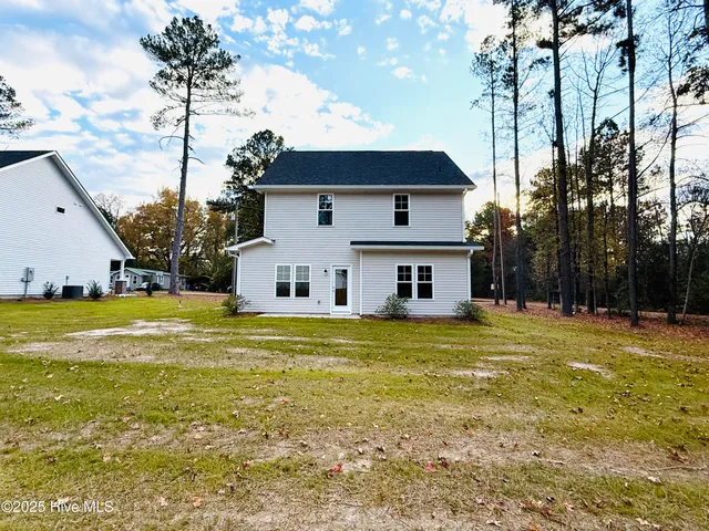 $349,995 | 200 Scott Avenue, Vass, NC 28394