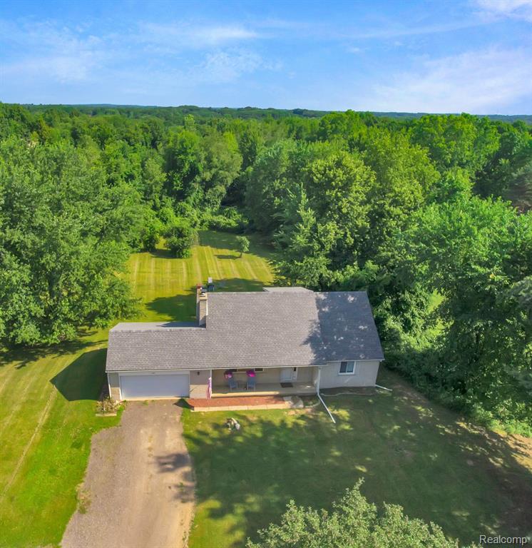 6350 Shappie Road Clarkston, MI 48348 - Photo 2 of 18