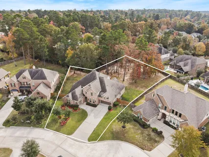 $699,000 | 2187 Graystone Hills Drive, Conroe, TX 77304