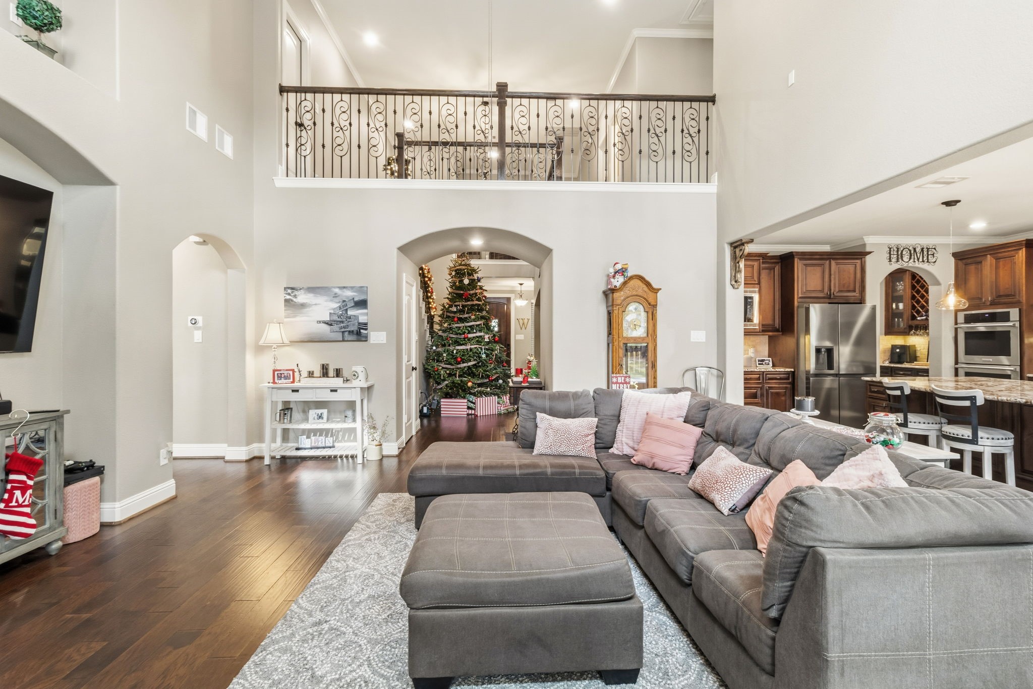 2187 Graystone Hills Drive Conroe, TX 77304 - Photo 5 of 50