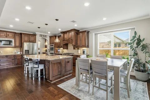 $699,000 | 2187 Graystone Hills Drive, Conroe, TX 77304