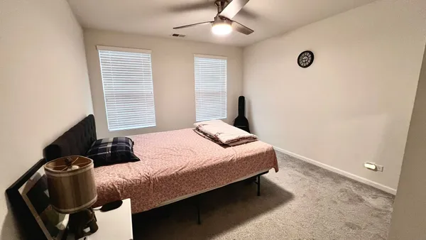$3,200 | 538 Watercress Drive, Aurora, IL 60504