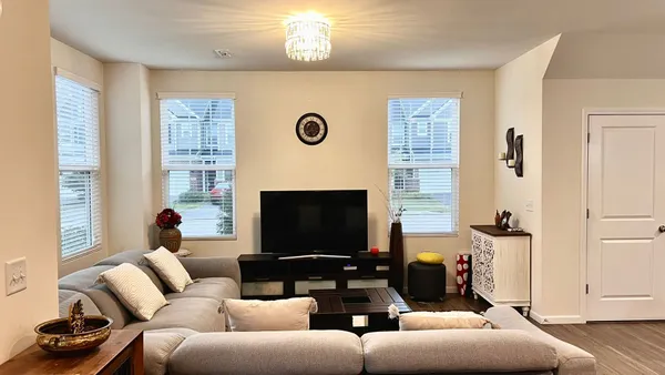 $3,200 | 538 Watercress Drive, Aurora, IL 60504