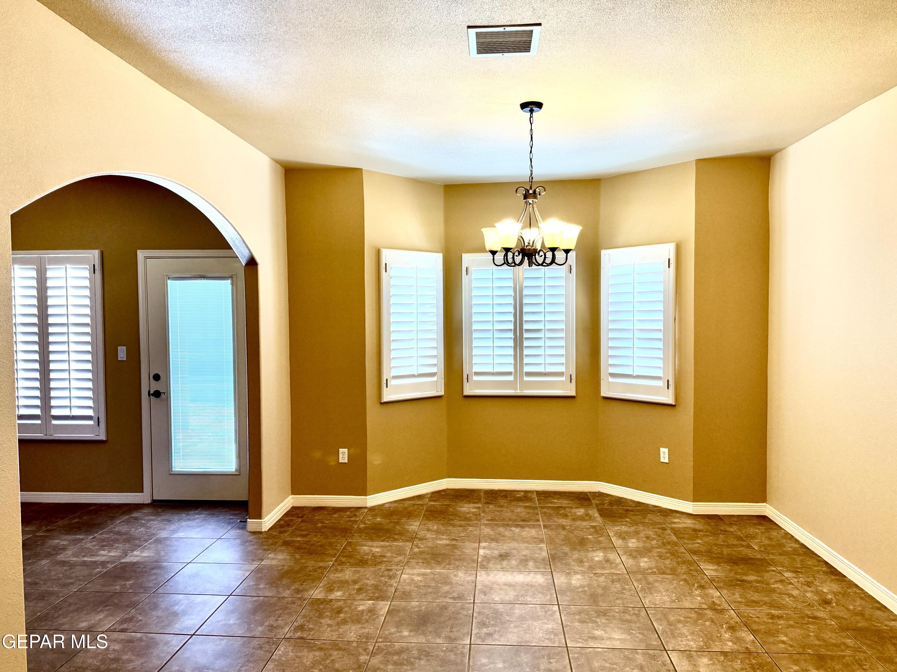 3060 Solar Point Lane El Paso, TX 79938 - Photo 18 of 49 3060- Dining Area