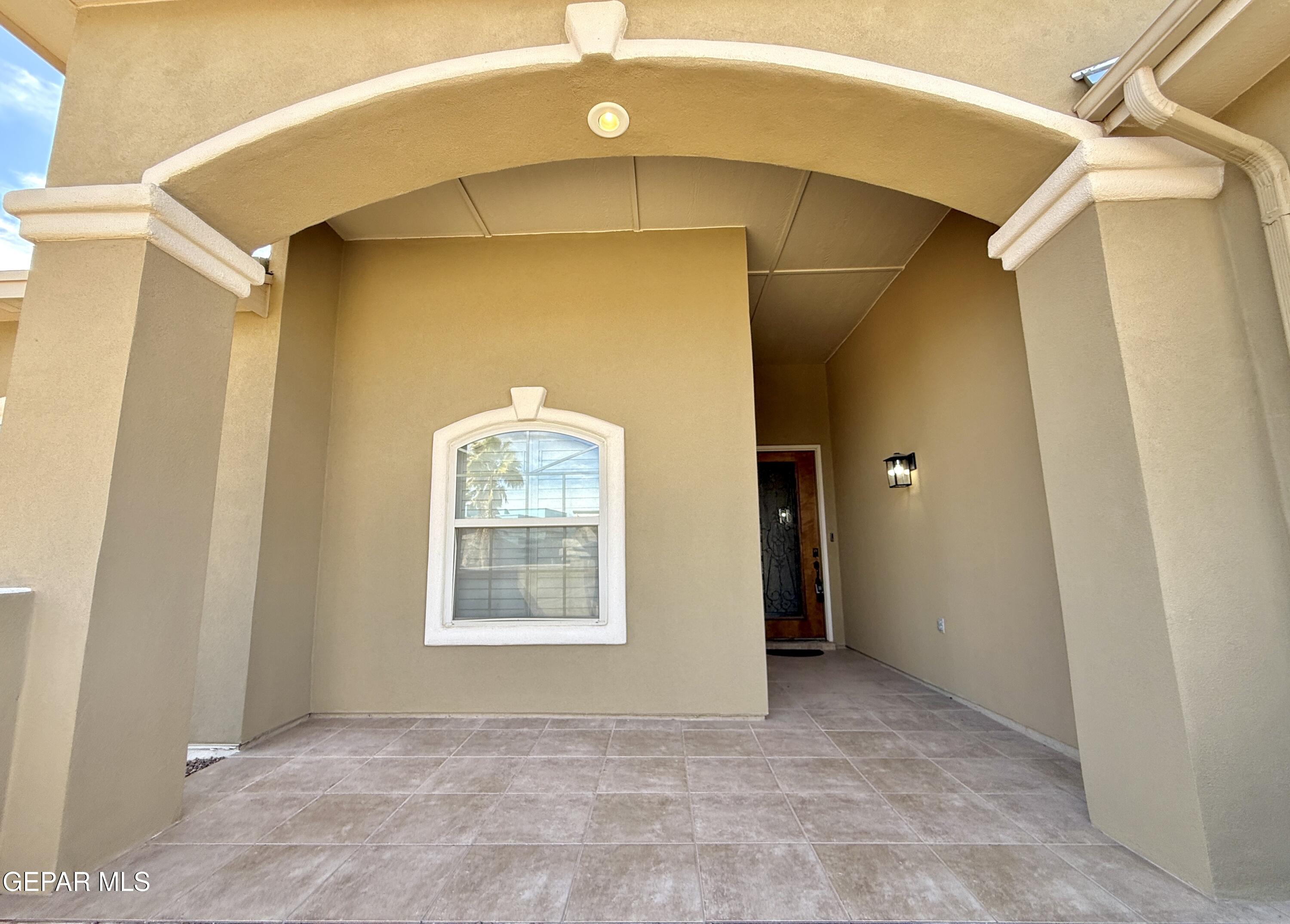 3060 Solar Point Lane El Paso, TX 79938 - Photo 9 of 49 a view of entryway