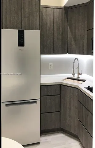 a close view of sink and tap