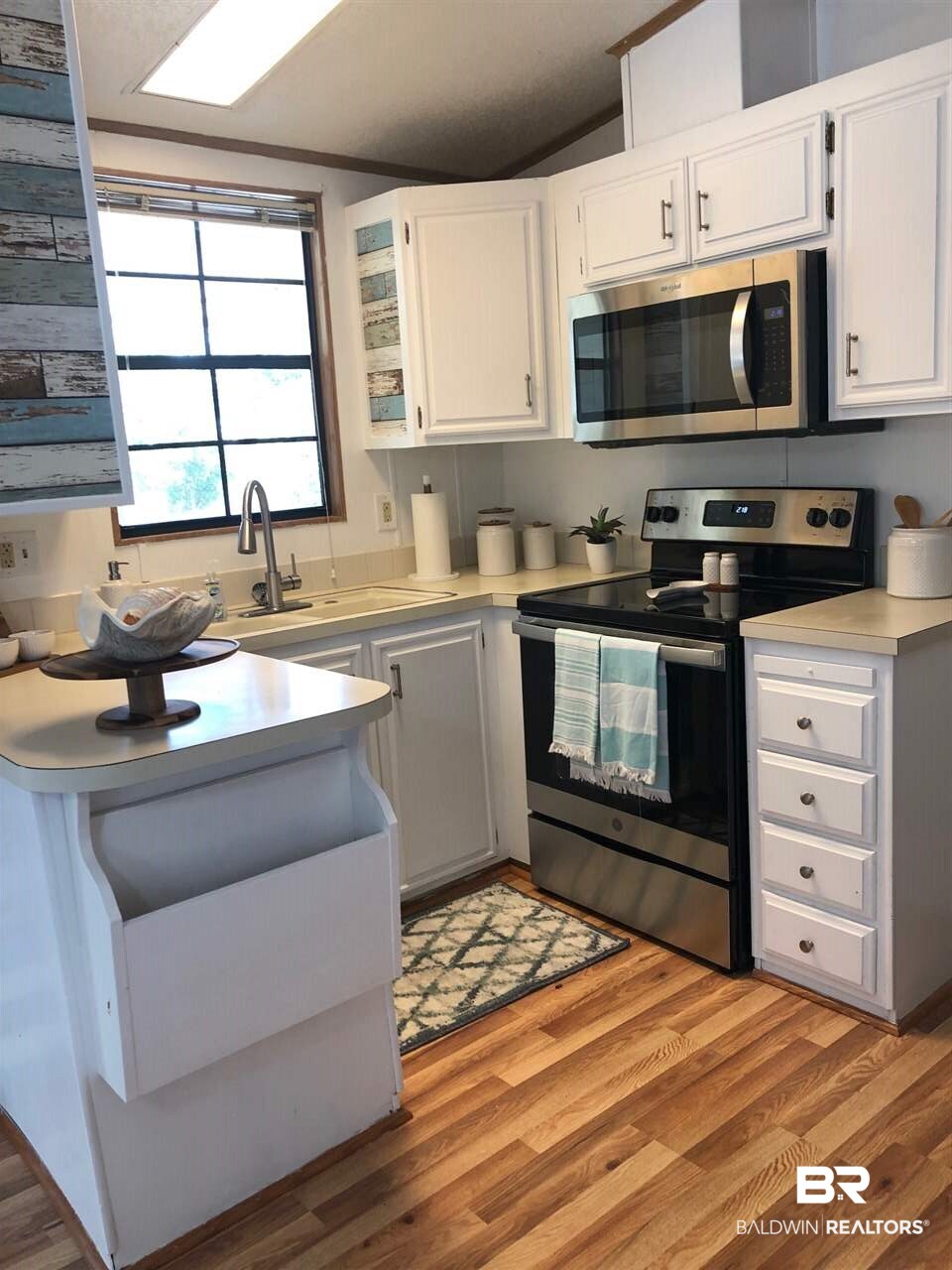 129 Defuniak Loop Lillian, AL 36549 - Photo 8 of 22 NEW STAINLESS STEEL APPLI