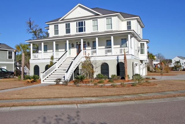 1060 Rivershore Road Charleston, SC 29492 - Photo 2 of 28 front view angle