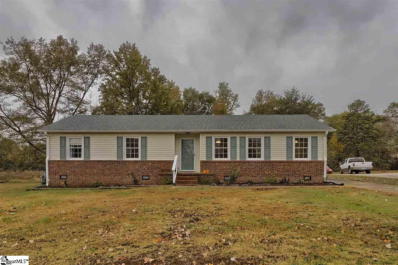 131 State Rd S-42-7128 Lyman, SC 29365 - Photo 1 of 24 Gallery Image 1