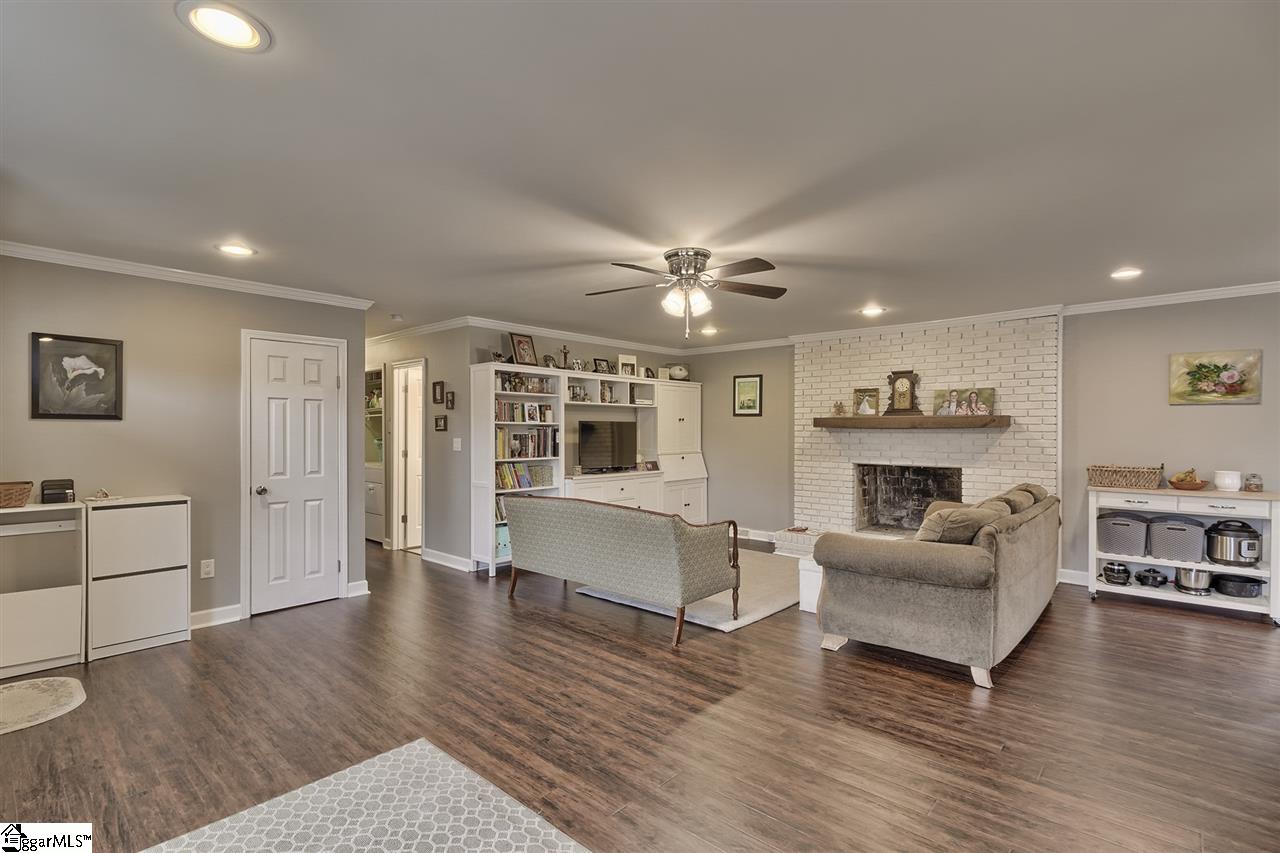 131 State Rd S-42-7128 Lyman, SC 29365 - Photo 5 of 24 Gallery Image 5