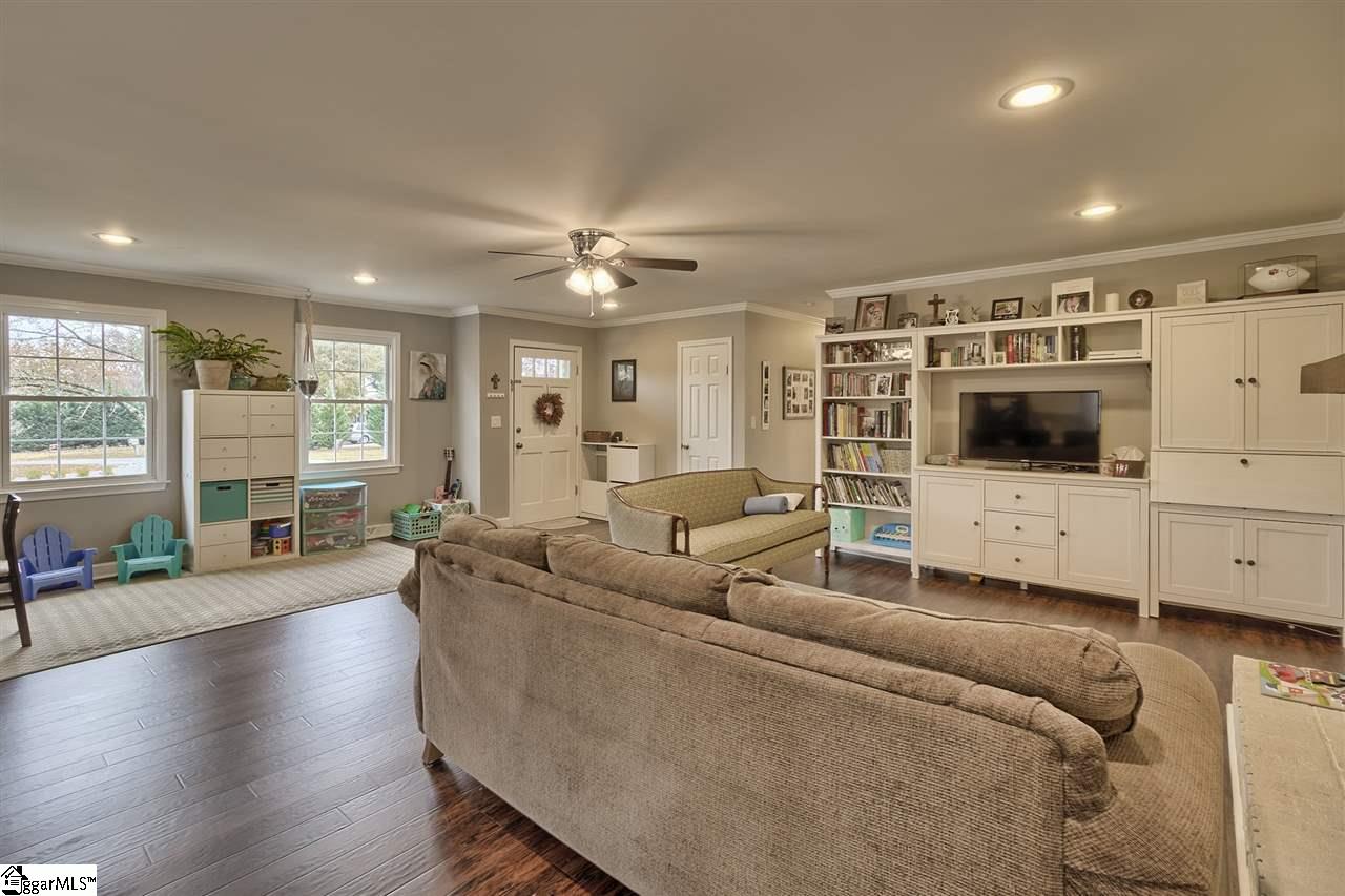 131 State Rd S-42-7128 Lyman, SC 29365 - Photo 6 of 24 Gallery Image 6