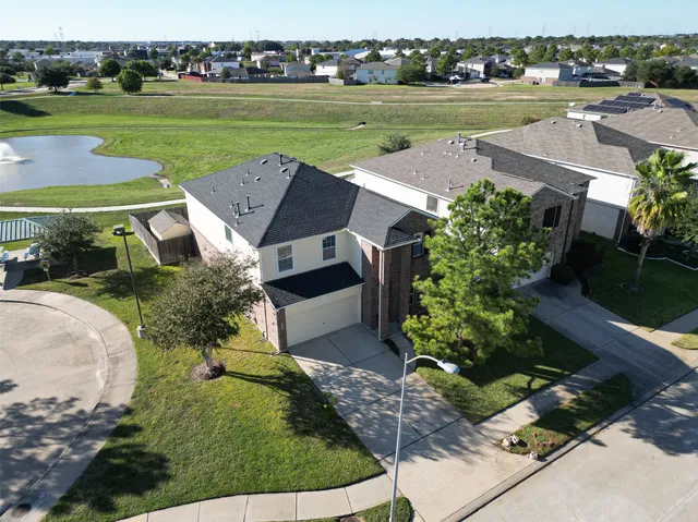 $335,000 | 2703 Blue Mills Court, Katy, TX 77449