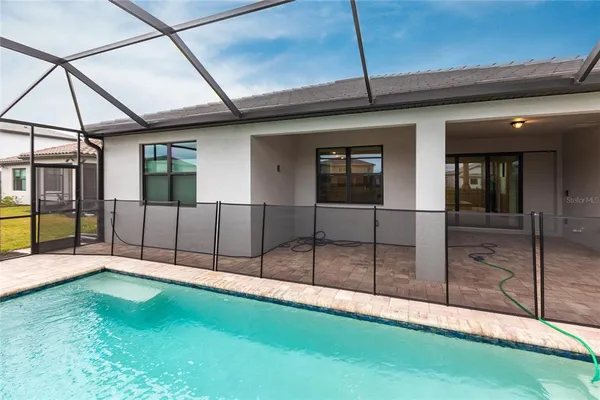 $4,200 | 5658 Silverside Pne Court, Bradenton, FL 34211