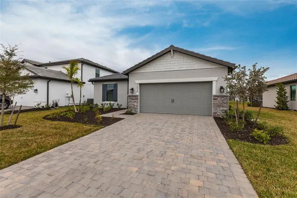 $4,200 | 5658 Silverside Pne Court, Bradenton, FL 34211