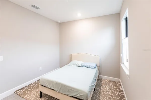 $4,200 | 5658 Silverside Pne Court, Bradenton, FL 34211