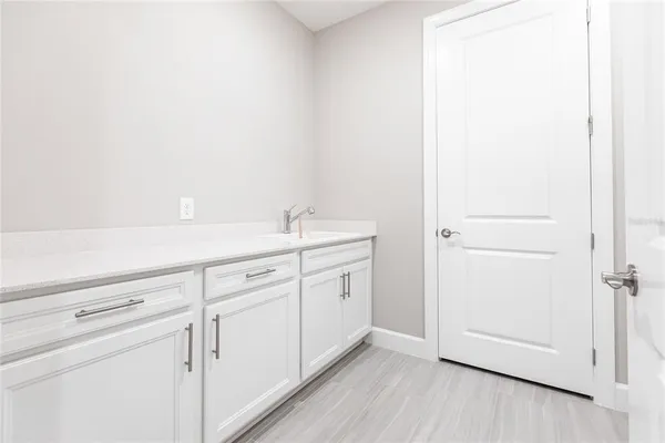 $4,200 | 5658 Silverside Pne Court, Bradenton, FL 34211