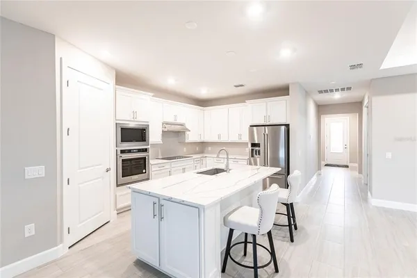 $4,200 | 5658 Silverside Pne Court, Bradenton, FL 34211