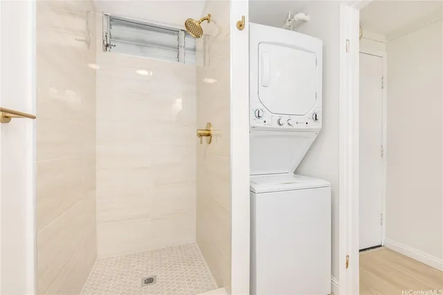 $2,700 | 2542 Date Street, Unit 402, Honolulu, HI 96826