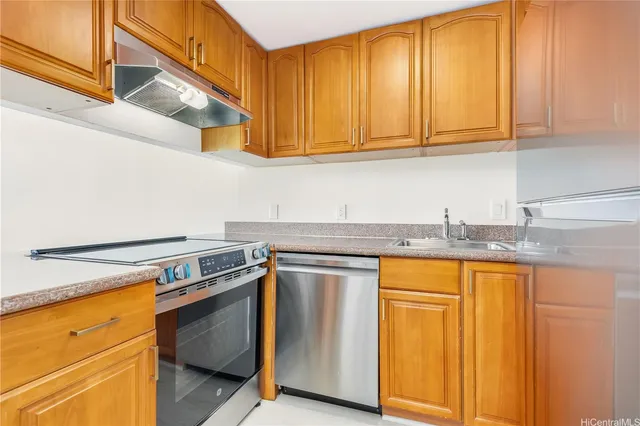 $2,700 | 2542 Date Street, Unit 402, Honolulu, HI 96826