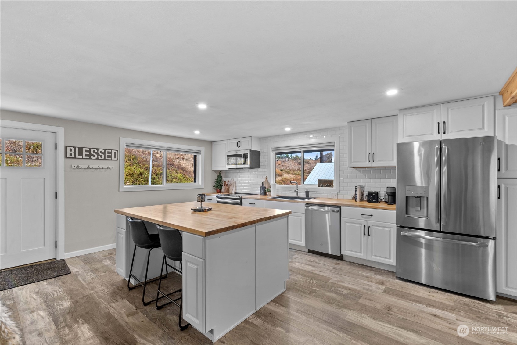 5186 Squilchuck Road Wenatchee, WA 98801 - Photo 17 of 32 Gallery Image 17
