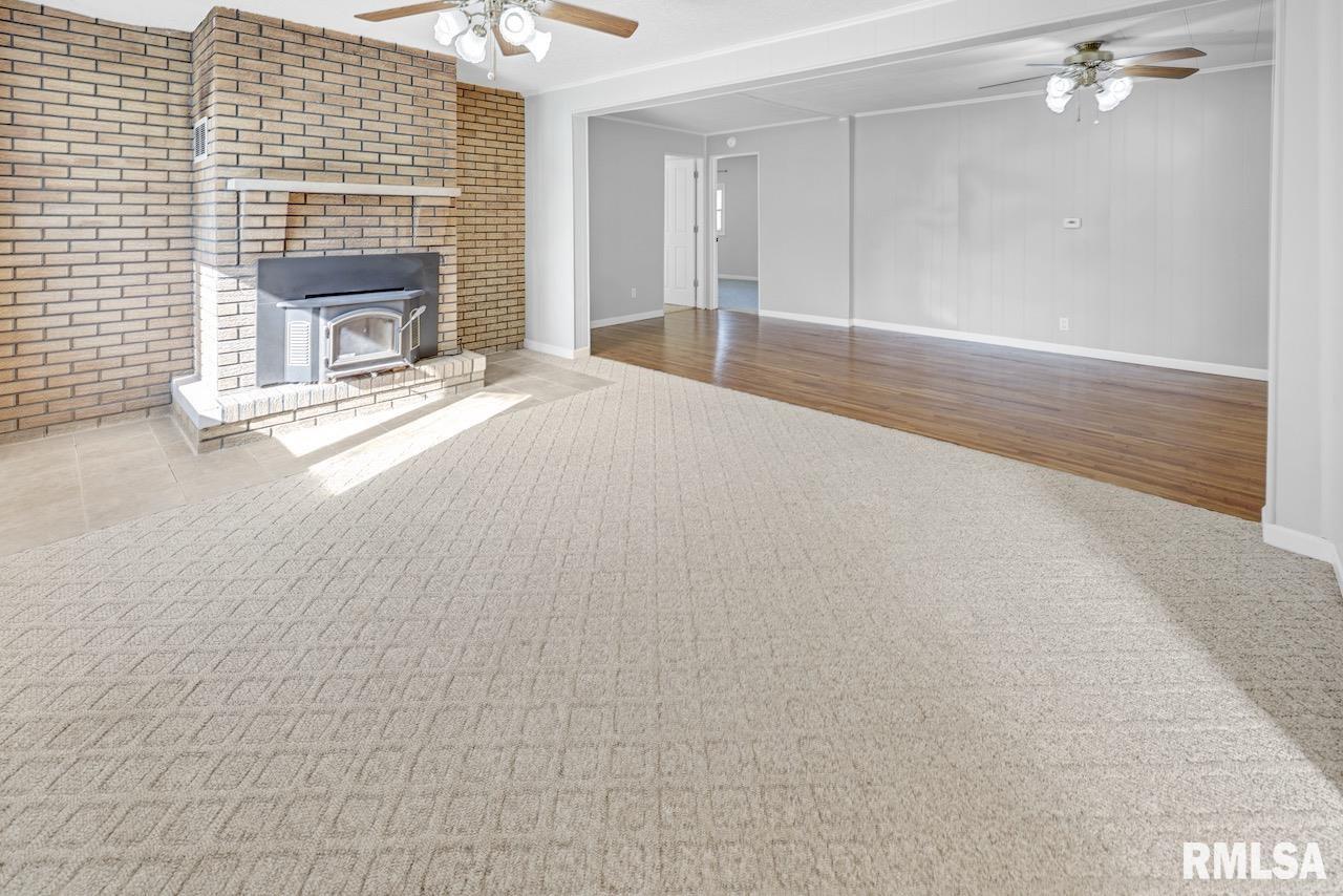 6405 West Conley Road Peoria, IL 61604 - Photo 4 of 27 Gallery Image 4