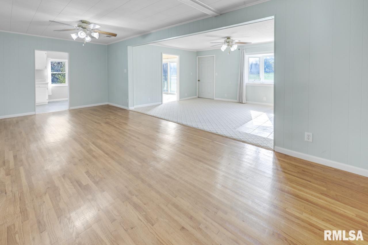 6405 West Conley Road Peoria, IL 61604 - Photo 8 of 27 Gallery Image 8
