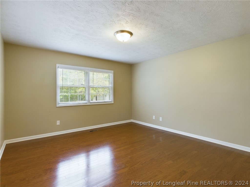 5006 Legion Road Hope Mills, NC 28348 - Photo 8 of 34 Gallery Image 8