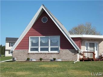660 Almond Road Walnutport, PA 18088 - Photo 2 of 35 Gallery Image 2