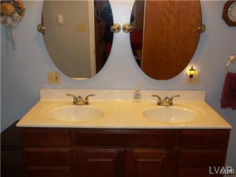 660 Almond Road Walnutport, PA 18088 - Photo 25 of 35 Gallery Image 25