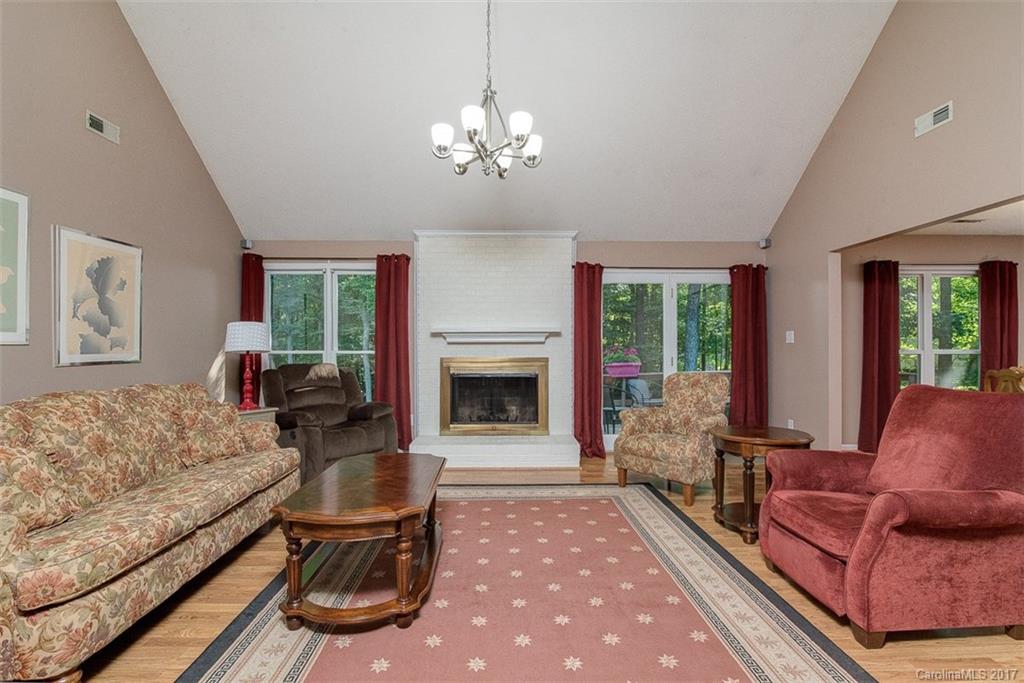 7331 Potter Road Matthews, NC 28104 - Photo 3 of 24 Gallery Image 3