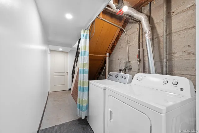 $699,000 | 160 Stephens Avenue | Harding Park