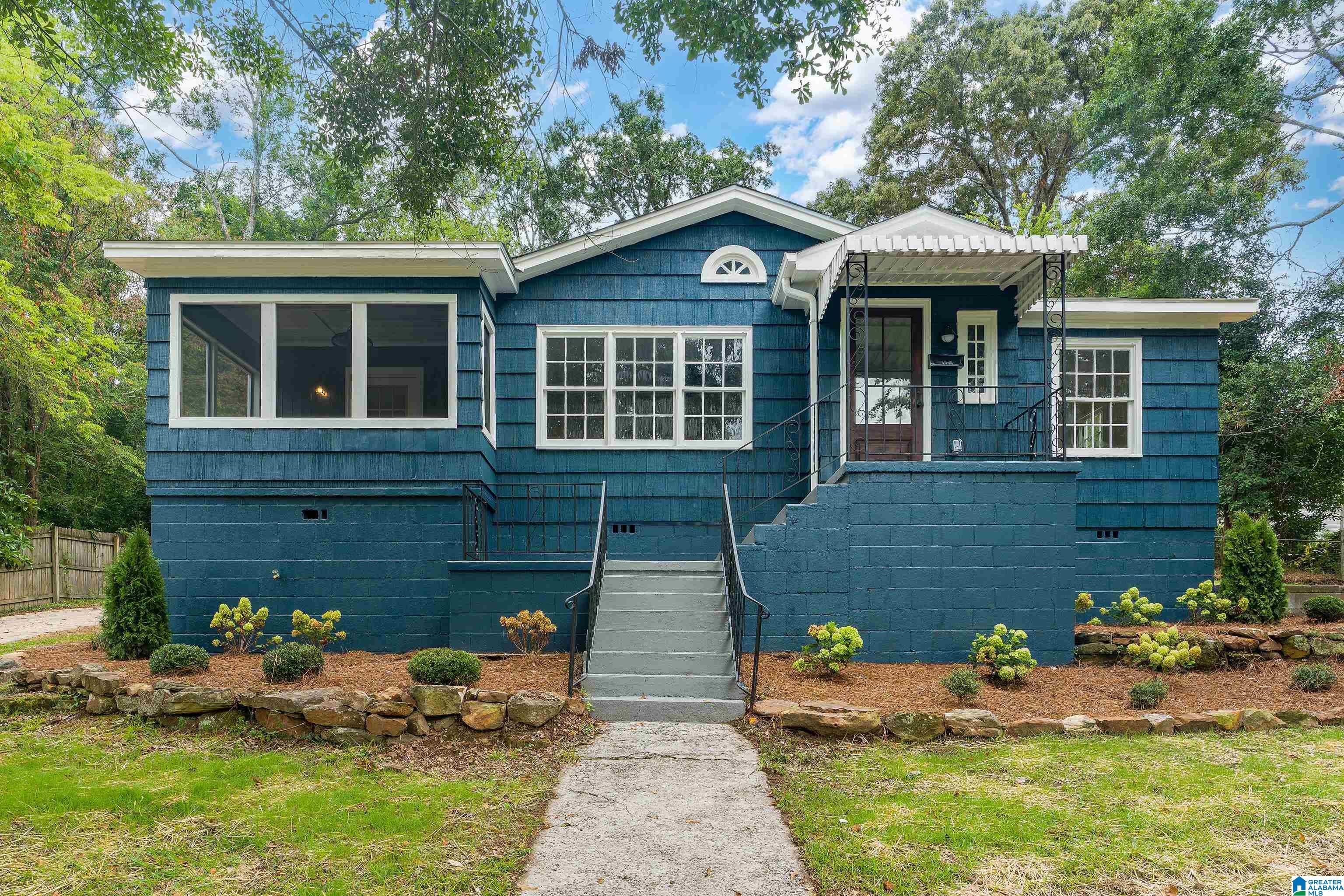 2210 3rd Avenue North Birmingham, AL 35210 - Photo 1 of 27