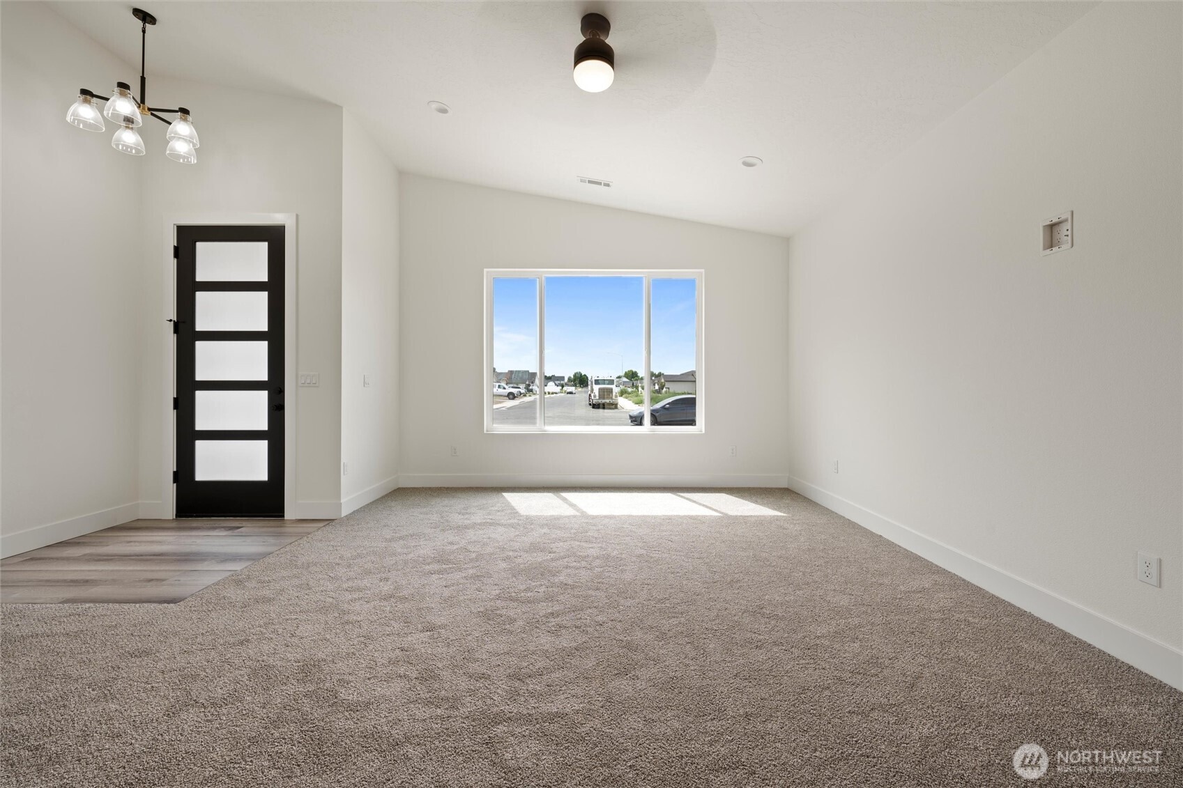 721 O Street Southwest Quincy, WA 98848 - Photo 28 of 33 a view of an empty room with a window