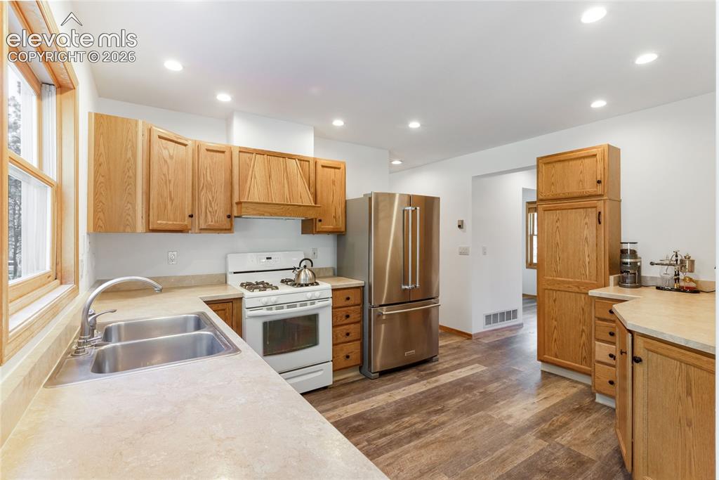 18673 Elbert Road Elbert, CO 80106 - Photo 12 of 29
