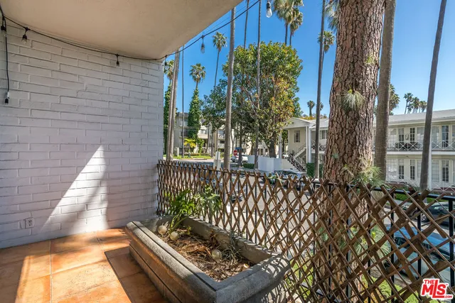 $649,000 | 7560 Hollywood Boulevard, Unit 108, Los Angeles, CA 90046