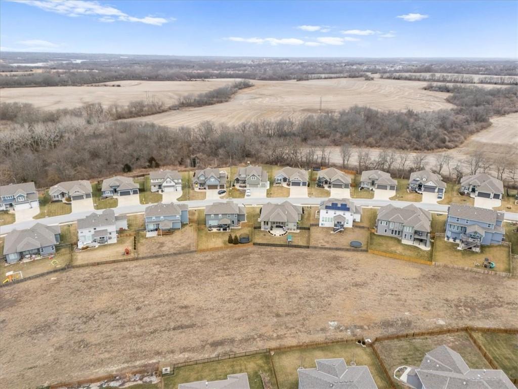 2421 Southwest River Trail Road Lee's Summit, MO 64082 - Photo 27 of 33