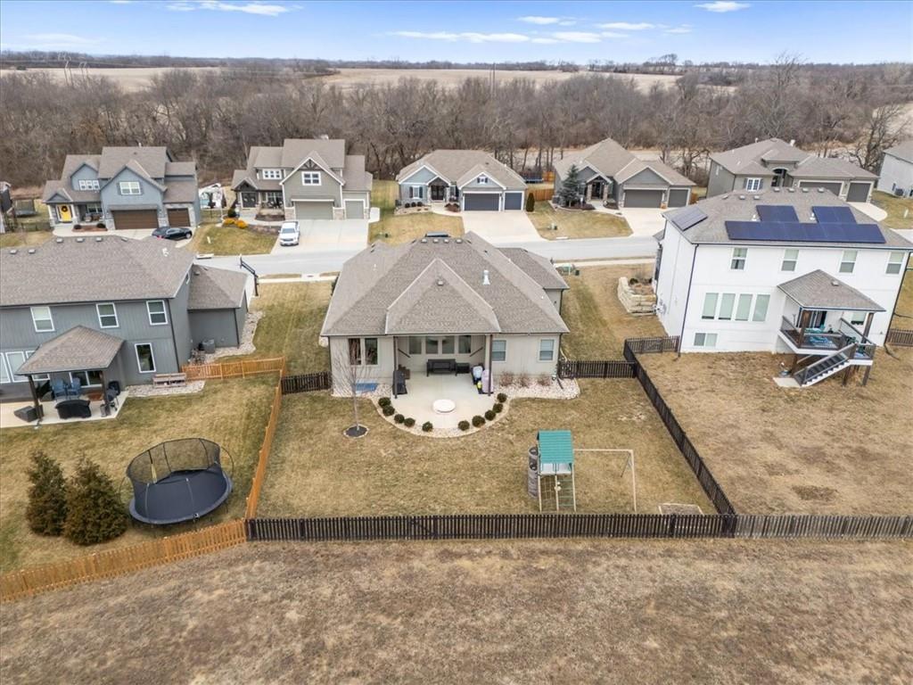 2421 Southwest River Trail Road Lee's Summit, MO 64082 - Photo 28 of 33