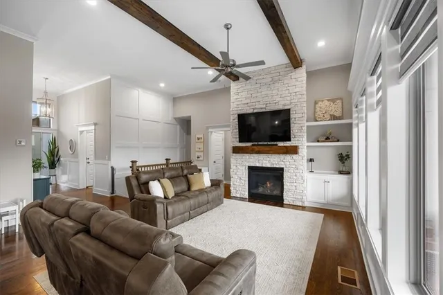 $580,000 | 2421 Southwest River Trail Road, Lee's Summit, MO 64082