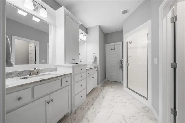 $580,000 | 2421 Southwest River Trail Road, Lee's Summit, MO 64082