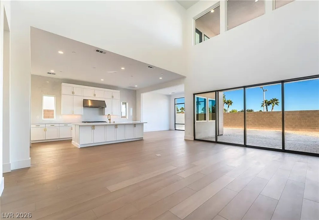 4846 Shady Rdg Drive Las Vegas, NV 89135 - Photo 2 of 60