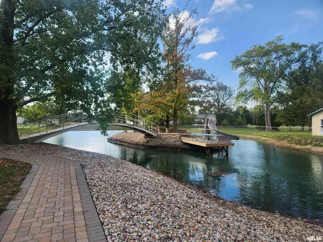 $399,900 | 2878 Sunfield Road, Du Quoin, IL 62832