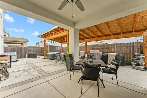 $755,000 | 7040 Skipperling Street, Roseville, CA 95747