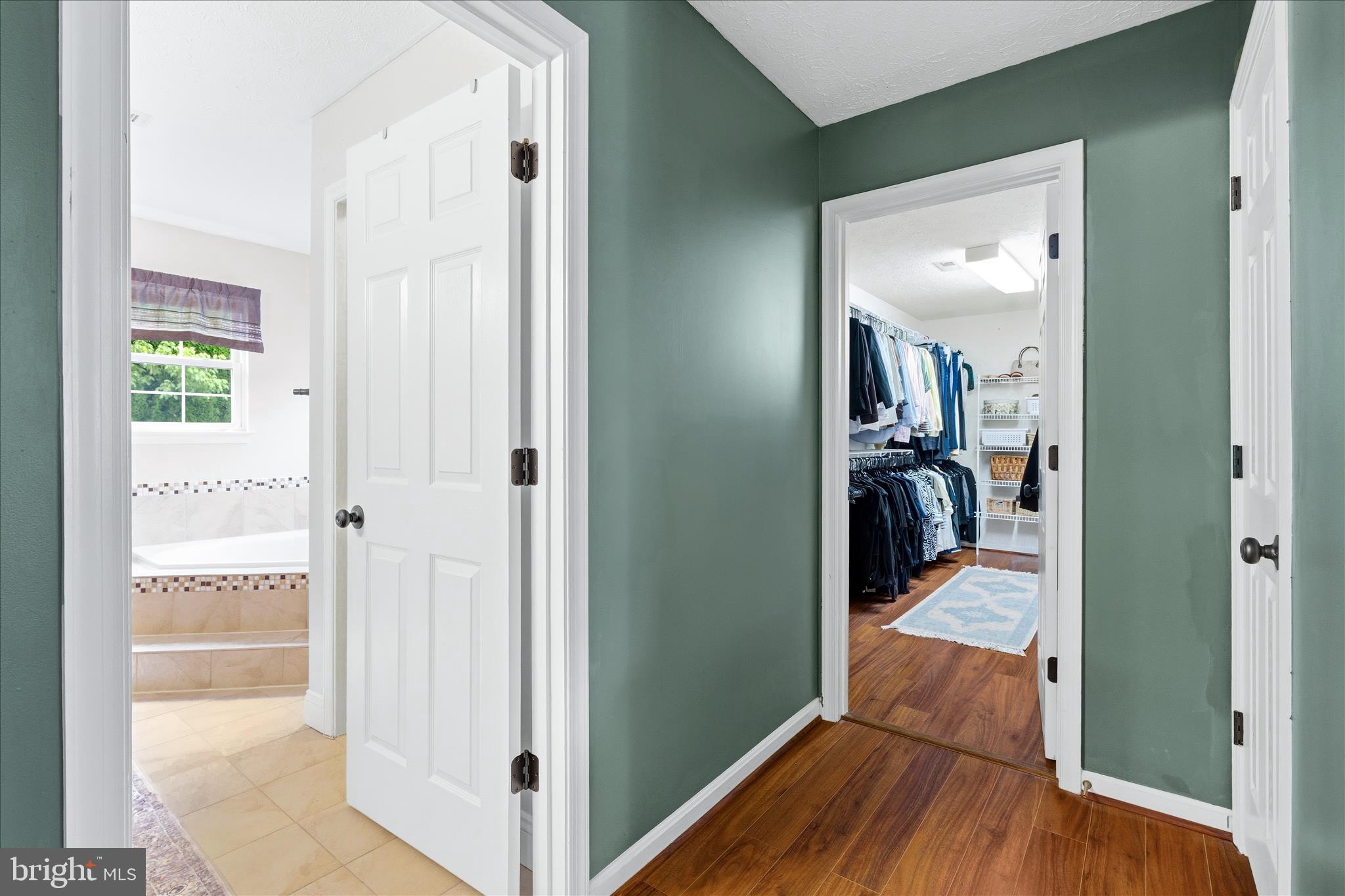 5811 Winding Ridge Way Frederick, MD 21704 - Photo 28 of 55 Walk-in closet