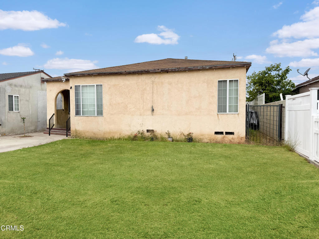 945 South E Street Oxnard, CA 93030 - Photo 1 of 7 Virtually Improved Photo