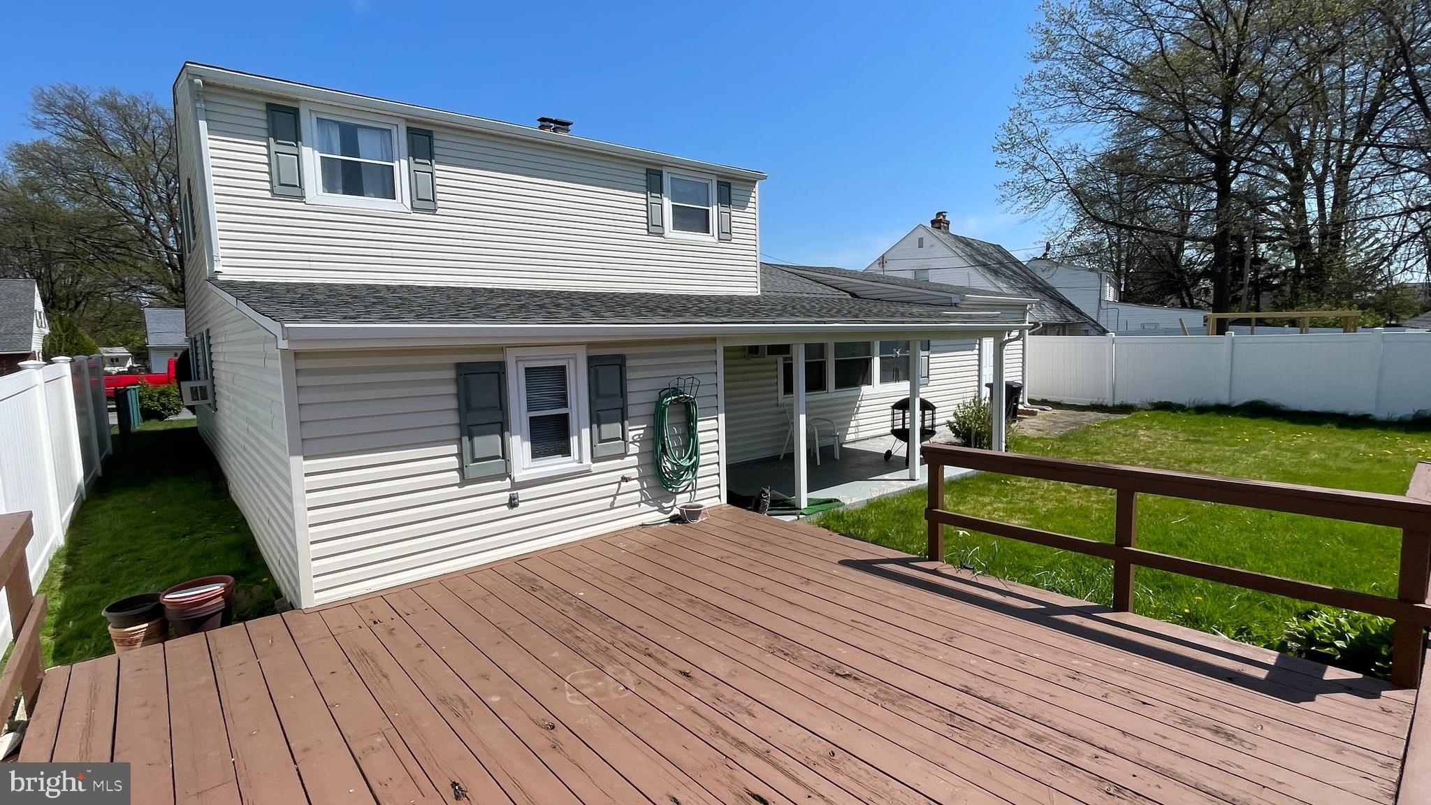 9206 Treaty Road Philadelphia, PA 19114 - Photo 6 of 7 Gallery Image 6