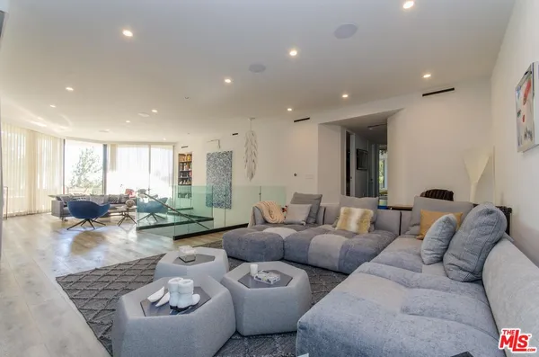 $39,900 | 510 Leslie Lane, Beverly Hills, CA 90210