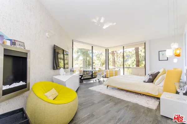 $39,900 | 510 Leslie Lane, Beverly Hills, CA 90210