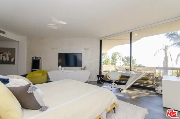 $39,900 | 510 Leslie Lane, Beverly Hills, CA 90210